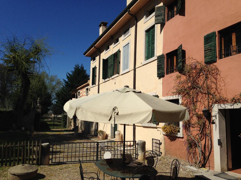 Agriturismo Corte Pellegrini San Martino Buon Albergo Exteriör bild