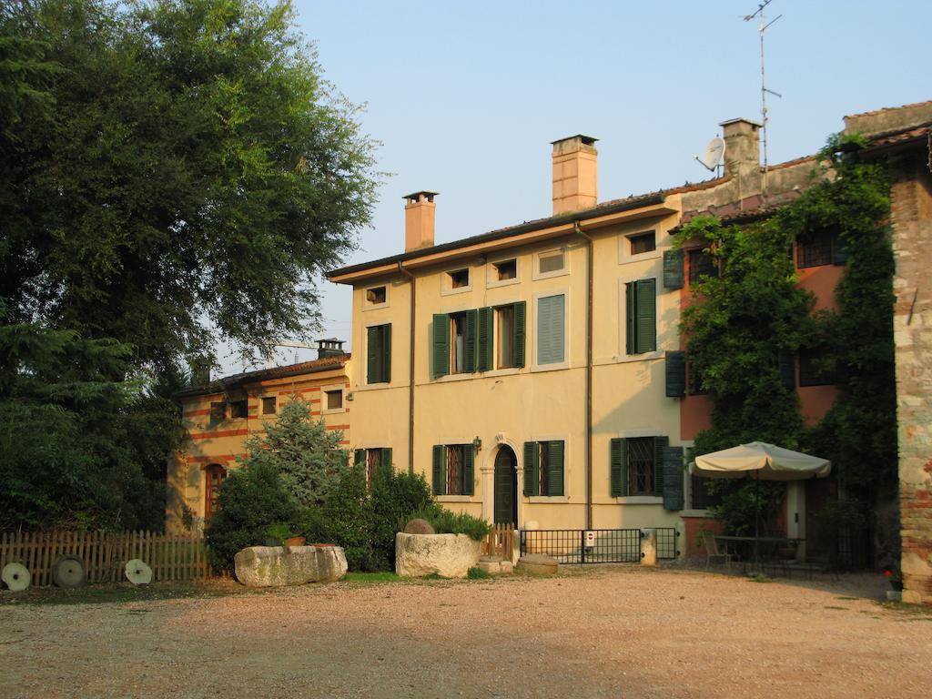Agriturismo Corte Pellegrini San Martino Buon Albergo Exteriör bild